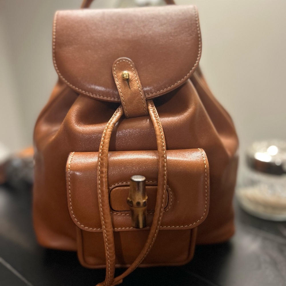 Gucci Bamboo Drawstring Leather Backpack GORGEOUS!!! - Picture 4 of 15